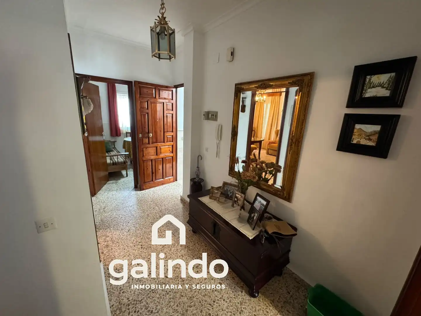 Flat for sale in Paradas