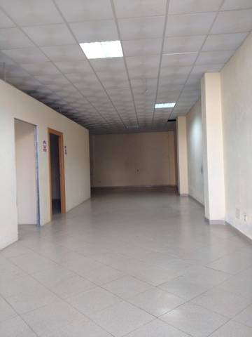 Local comercial en Alquiler en El Parador de las Hortichuelas