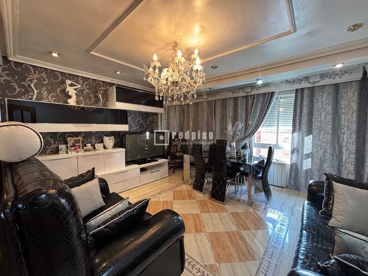 Sala d'estar de Pis en venda en  Madrid Capital amb Terrassa
