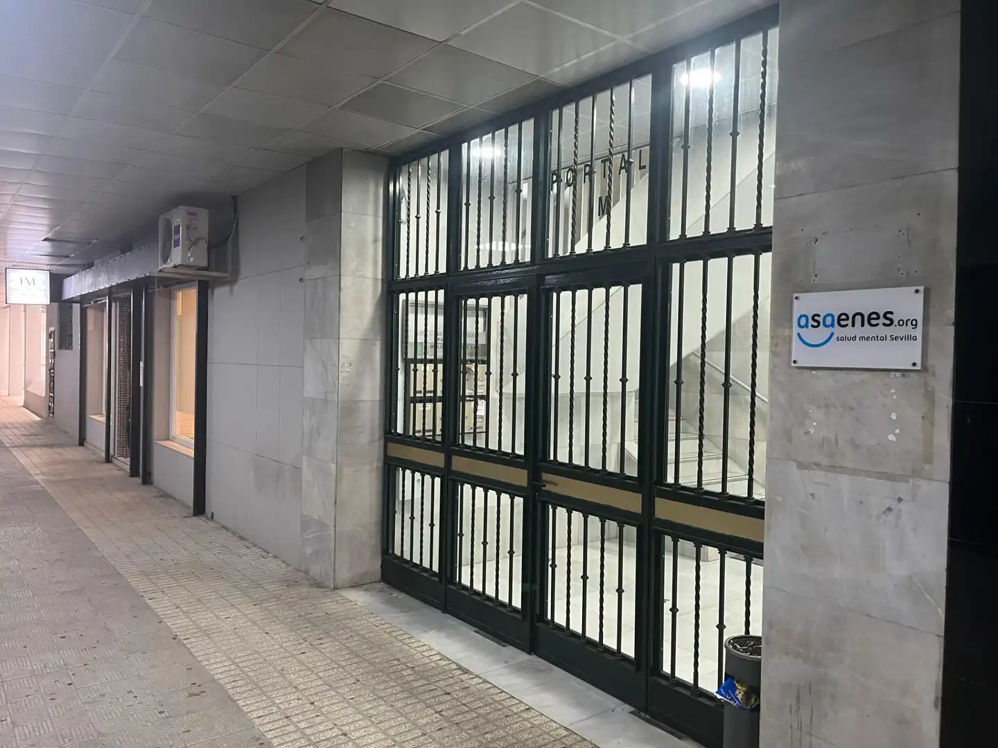 Oficina en venda en Sevilla amb Aire condicionat, Calefacció i Moblat
