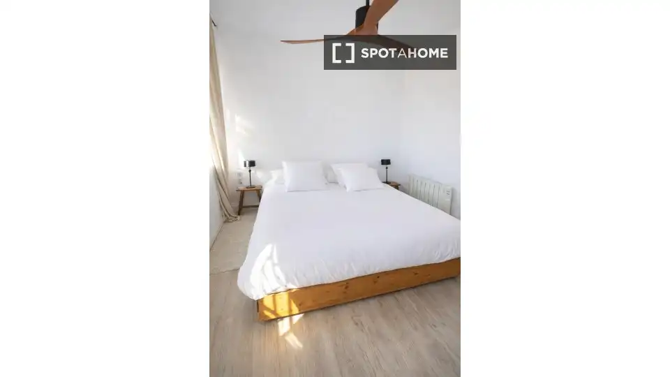 Dormitori de Apartament per a compartir en Vélez-Málaga amb Aire condicionat, Calefacció i Terrassa