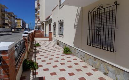 Vista exterior de Casa o xalet en venda en Chipiona amb Terrassa