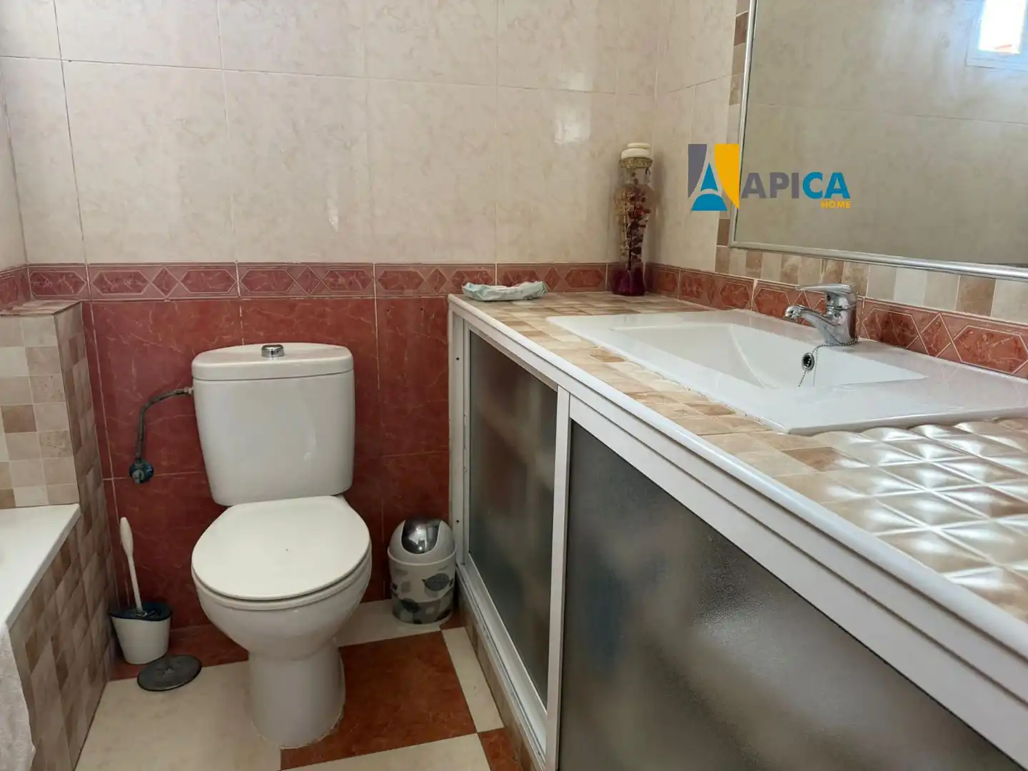 Badezimmer von Wohnung zum Verkauf in Barbate mit Möbliert