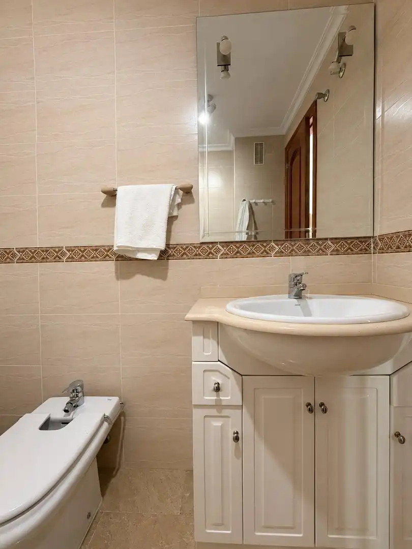 Badezimmer von Wohnung zum Verkauf in Córdoba mit Heizung, Privatgarten und Terrasse