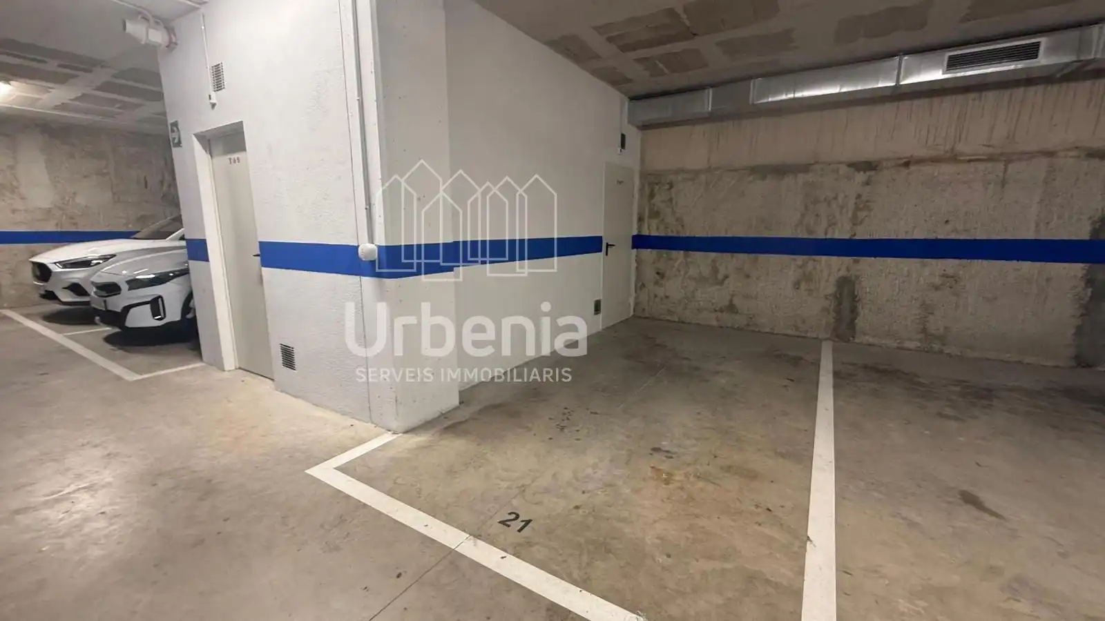 Parking de Piso de alquiler en Mataró con Aire acondicionado, Calefacción y Terraza