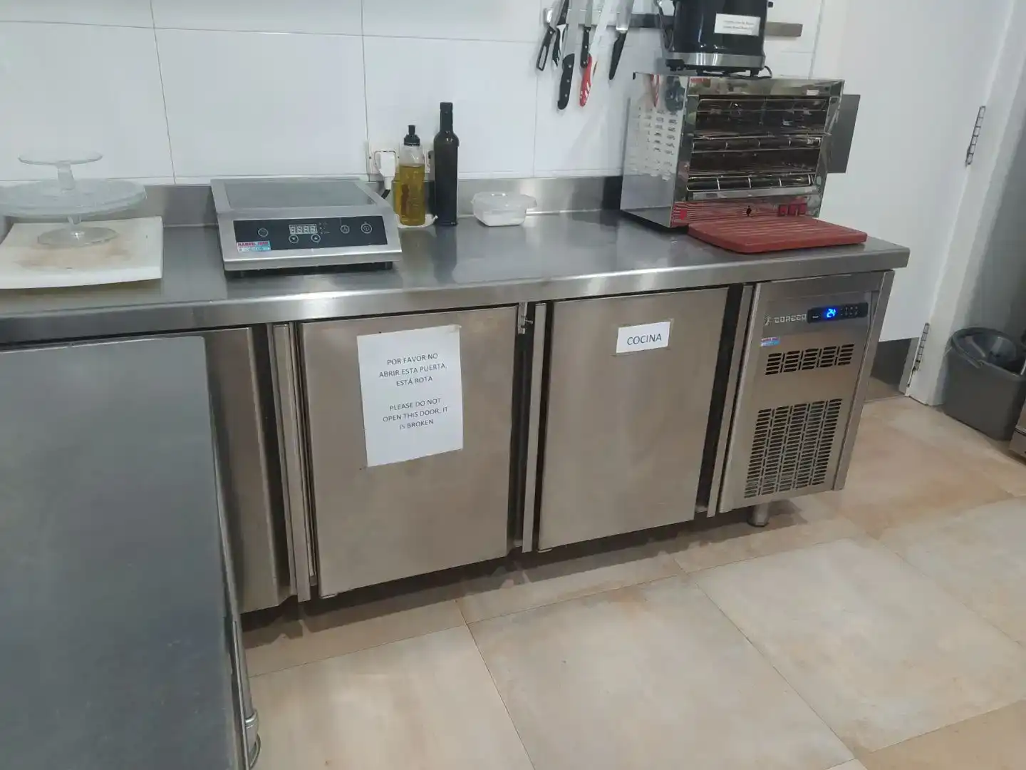 Cuina de Finca rústica en venda en Yecla amb Aire condicionat, Jardí privat i Parquet