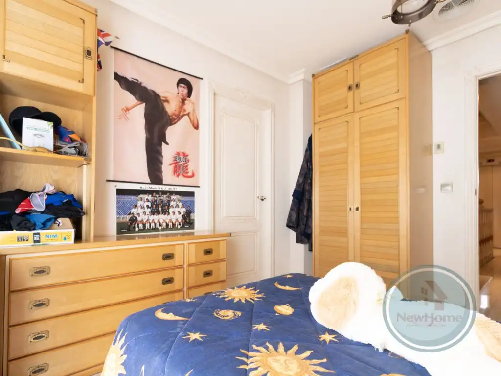 Casa adosada en venta en Crevillent