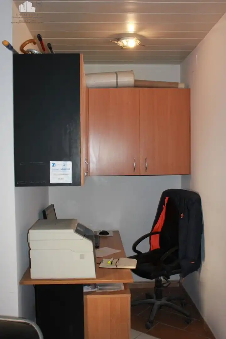 Local comercial en venda a Zona Alta, imagen 5