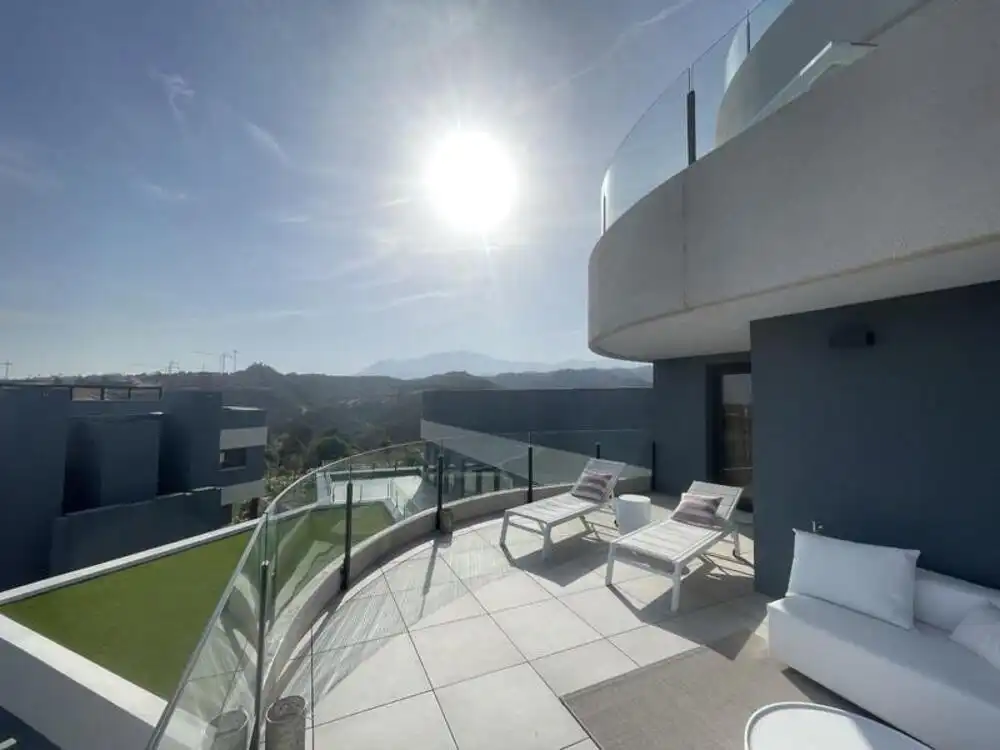 Terrassa de Apartament de lloguer en Estepona amb Aire condicionat, Terrassa i Traster