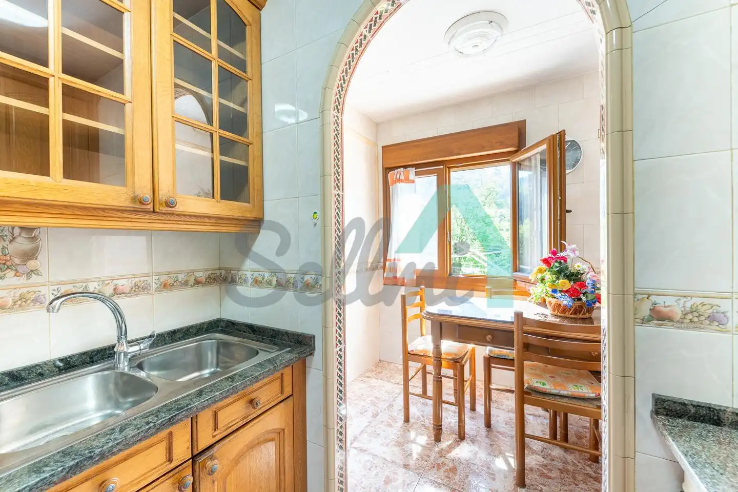 Kitchen of Flat for sale in San Martín del Rey Aurelio  with Heating, Parquet flooring and Storage room