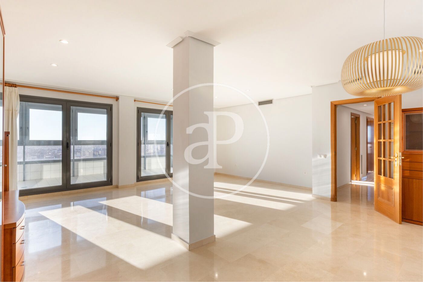 Living room of Flat for sale in  Valencia Capital  with Air Conditioner, Heating and Private garden
