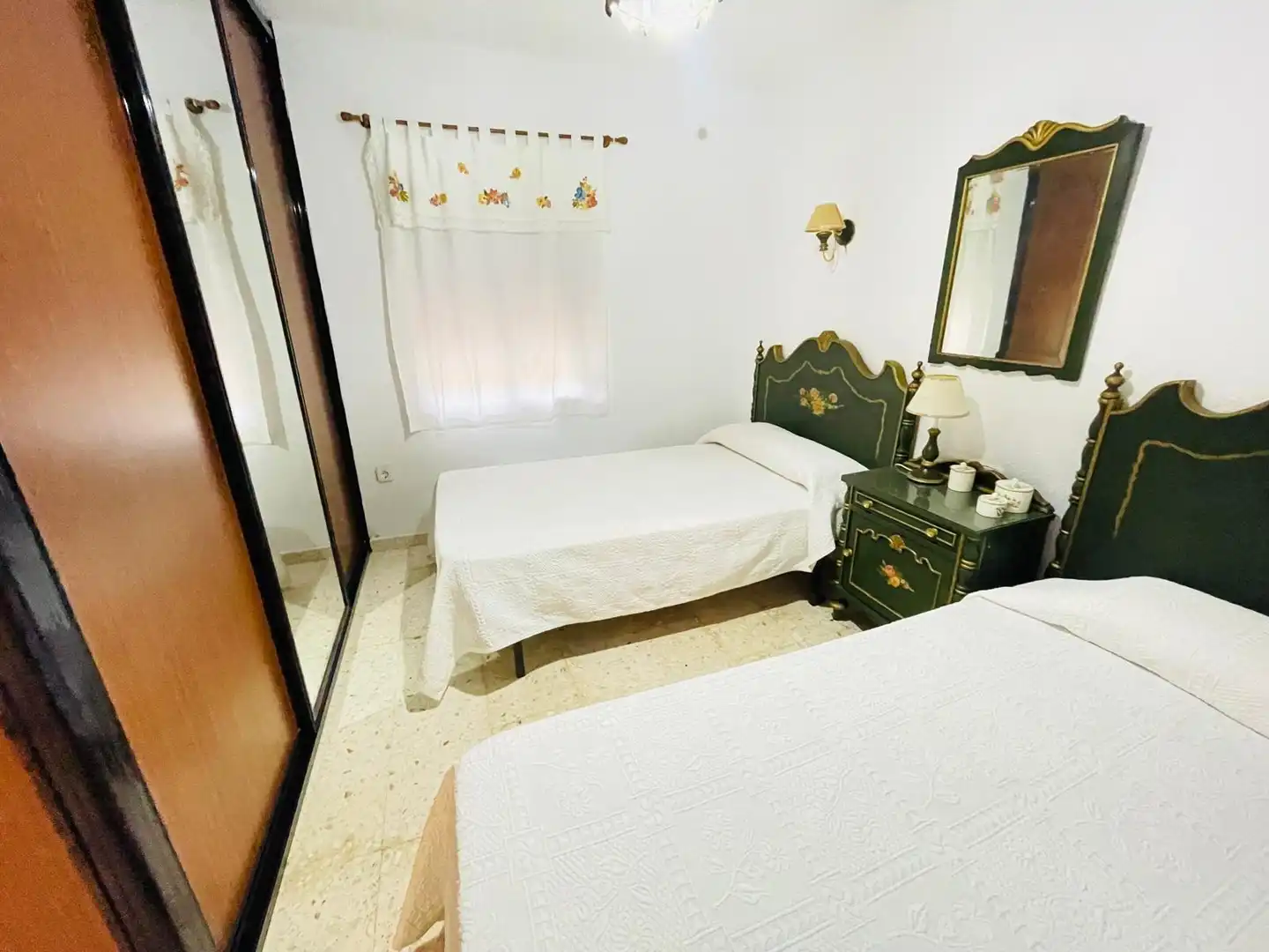 Habitación de Casa o chalet en venta en Casar de Cáceres con Aire acondicionado, Jardín privado y Terraza