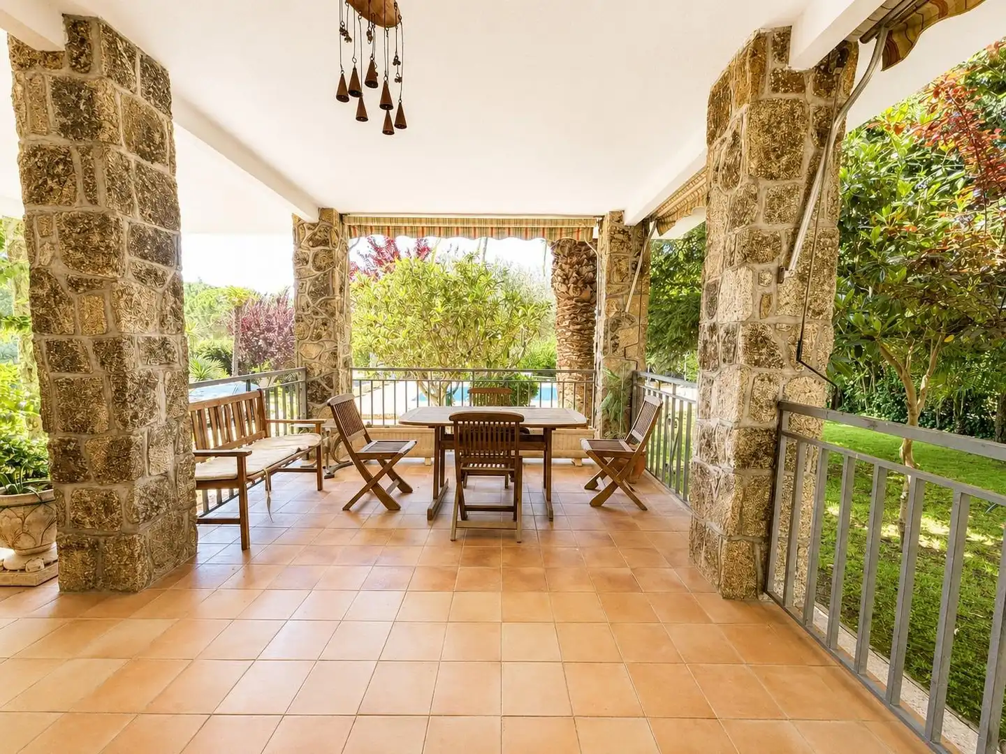 Terraza de Casa o chalet en venta en Villaviciosa de Odón con Aire acondicionado, Calefacción y Jardín privado