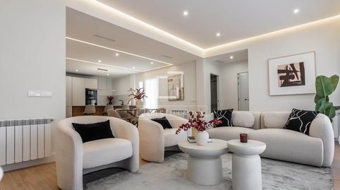 Excelente piso de cuatro dormitorios en venta en Berruguete, Madrid, imatge 3