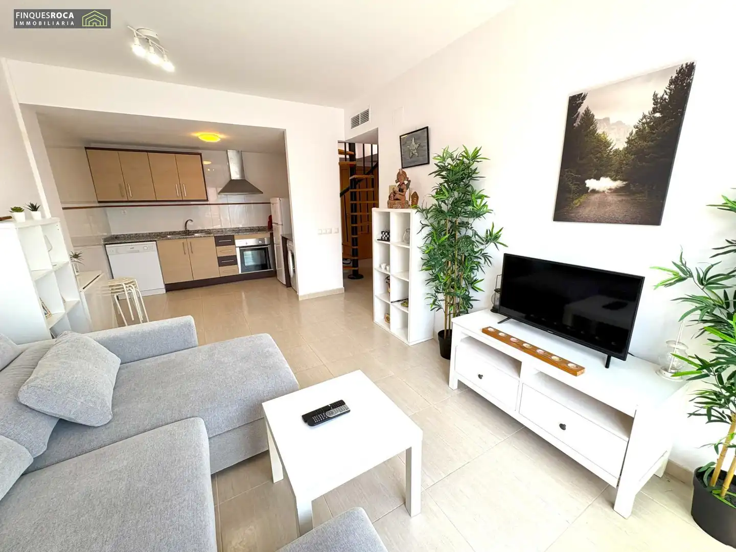 Sala d'estar de Dúplex en venda en La Ràpita amb Aire condicionat, Terrassa i Piscina
