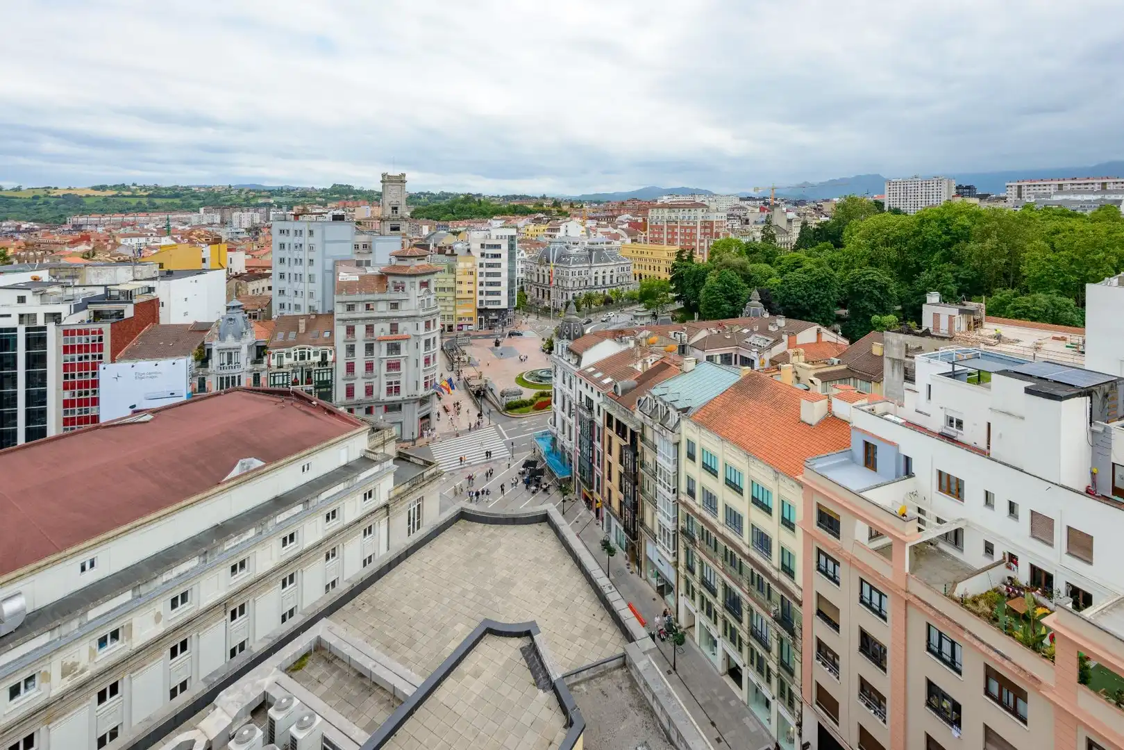 Exterior view of Flat for sale in Oviedo   with Heating and Jacuzzi