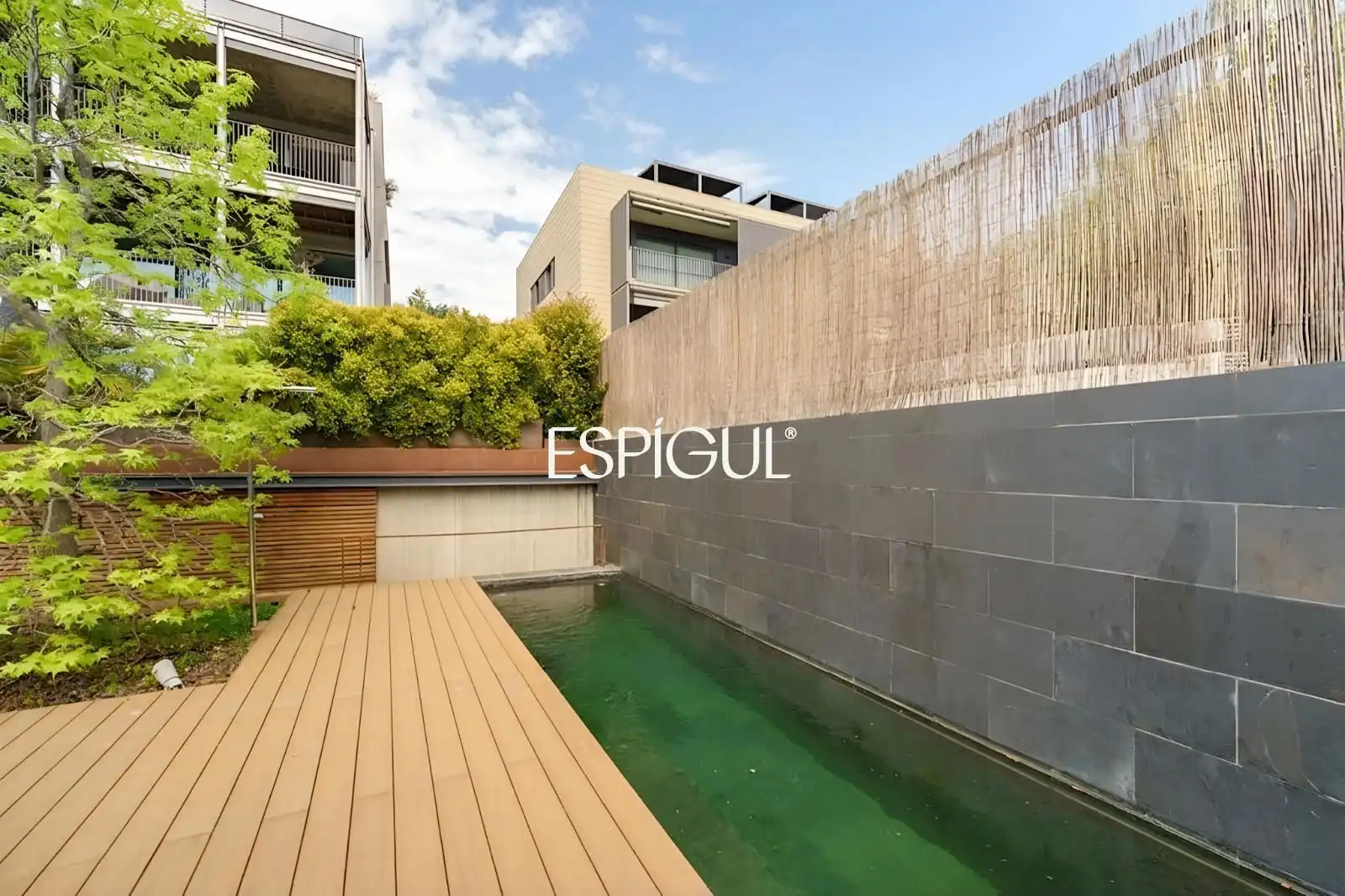 Piscina de Dúplex en venda en Tiana amb Aire condicionat, Calefacció i Parquet