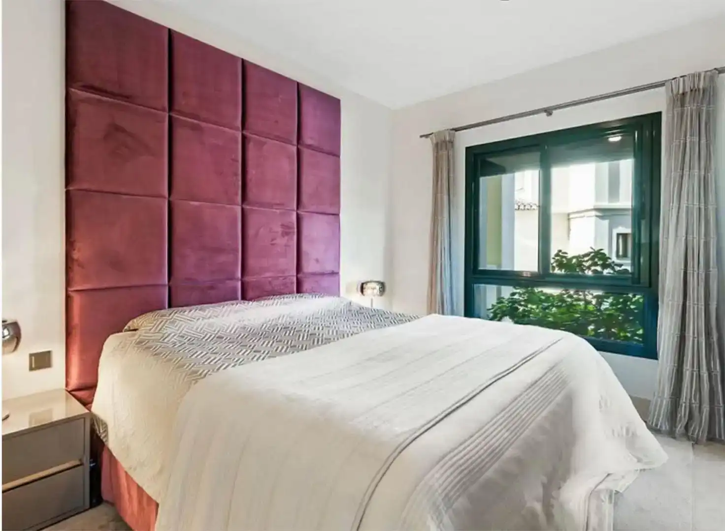 Habitación de Piso en venta en Benahavís con Aire acondicionado y Piscina