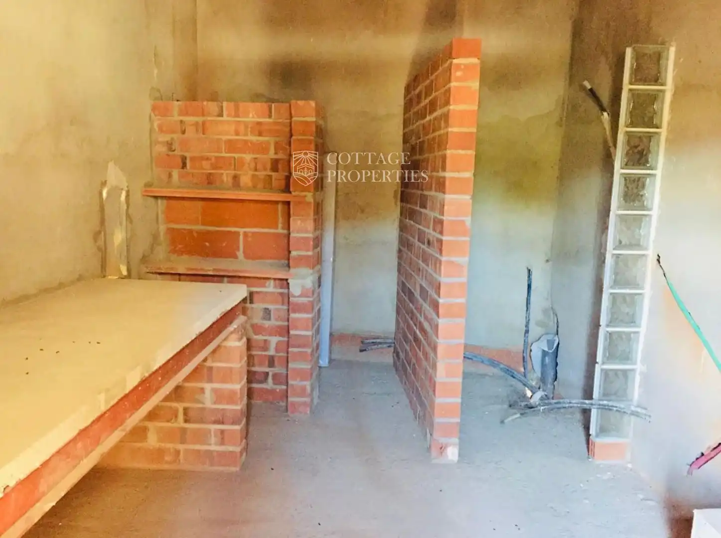 Edificio en venta en Camós