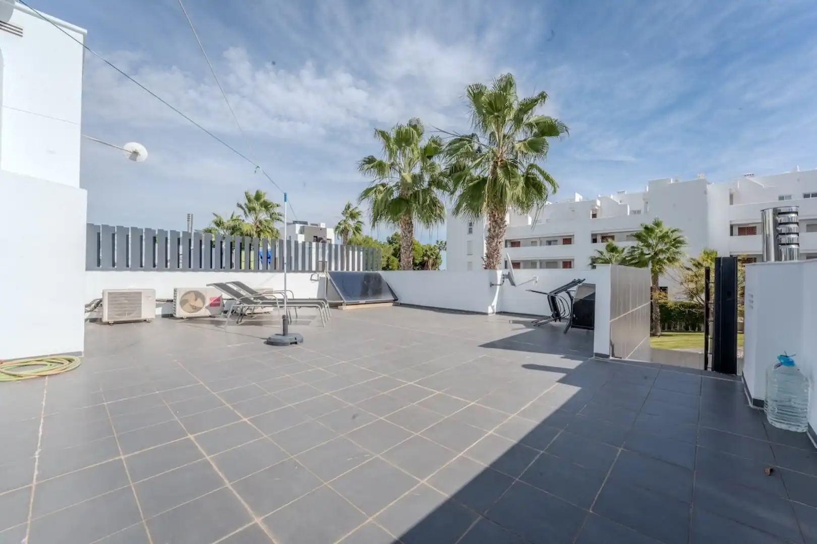 Terrassa de Casa o xalet en venda en Orihuela amb Aire condicionat, Calefacció i Jardí privat