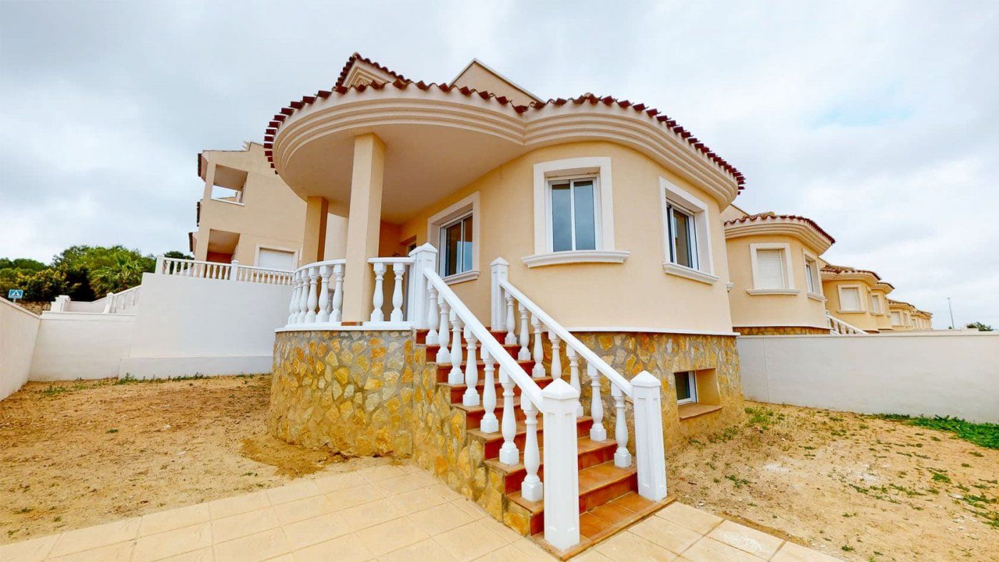 Exterior view of House or chalet for sale in San Miguel de Salinas  with Swimming Pool