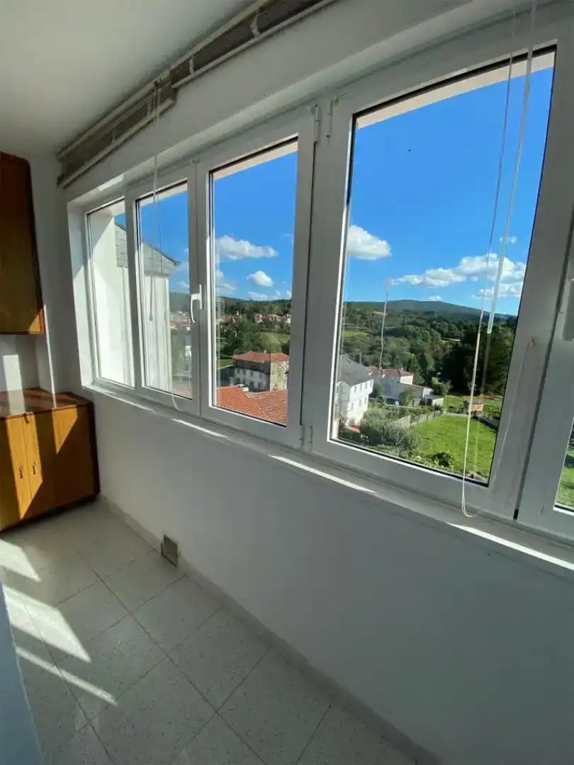 Terraza de Piso en venta en Forcarei con Parquet, Trastero y Amueblado