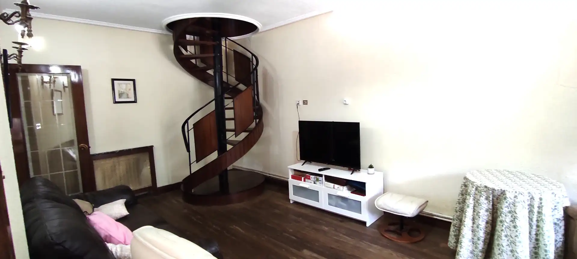 Living room of Houses for sale in Valle de Trápaga-Trapagaran  with Heating, Terrace and Storage room