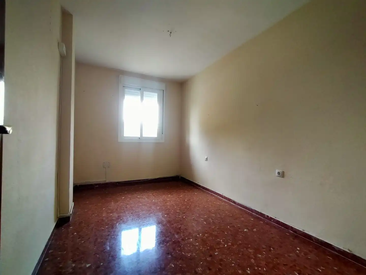 Bedroom of Flat for sale in Sevilla  with Air Conditioner and Terrace