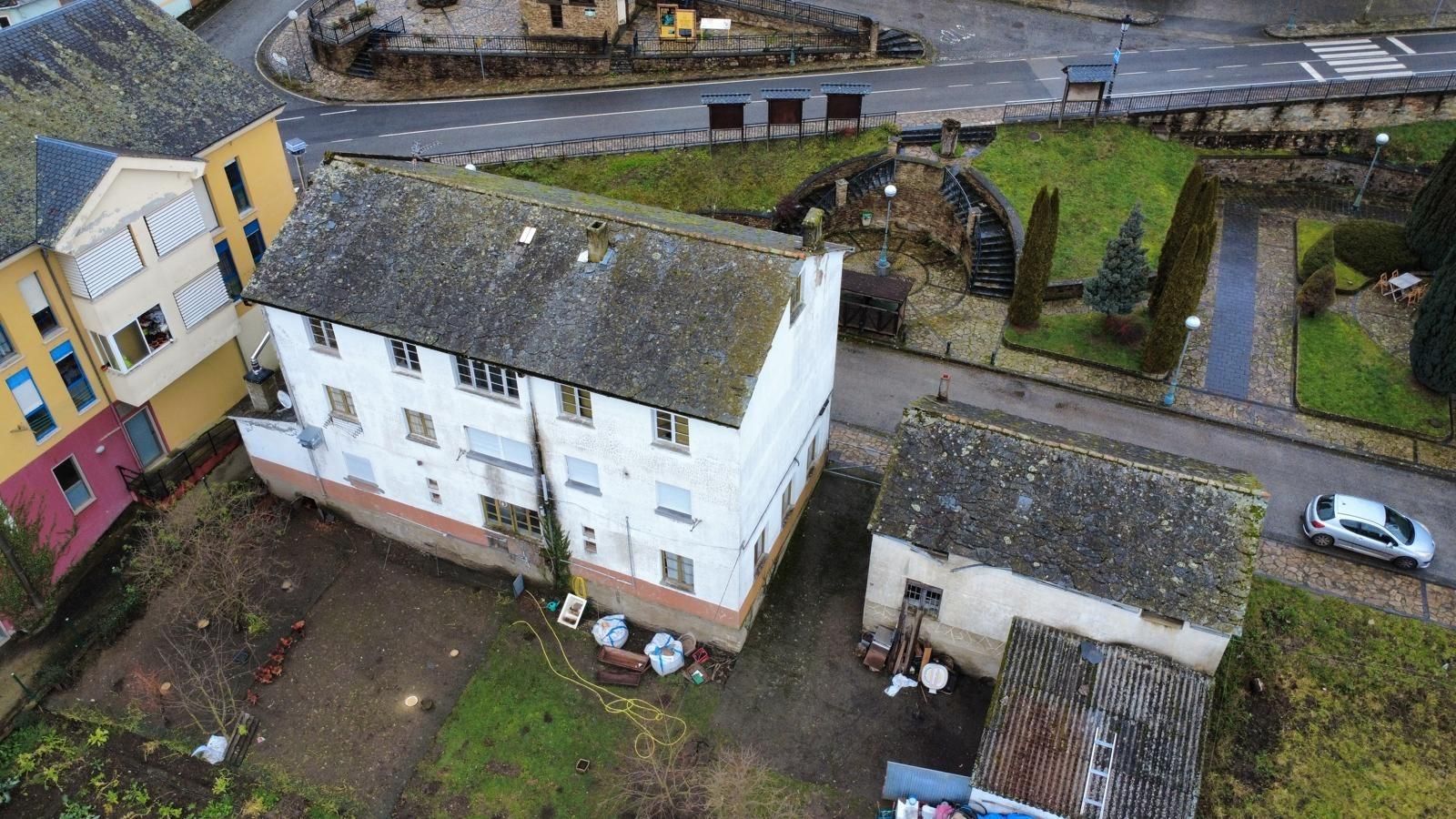 Vista exterior de Casa o xalet en venda en San Martín de Oscos amb Traster