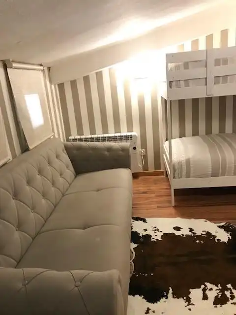 Piso de alquiler en Carretera Astún, 7, Astún