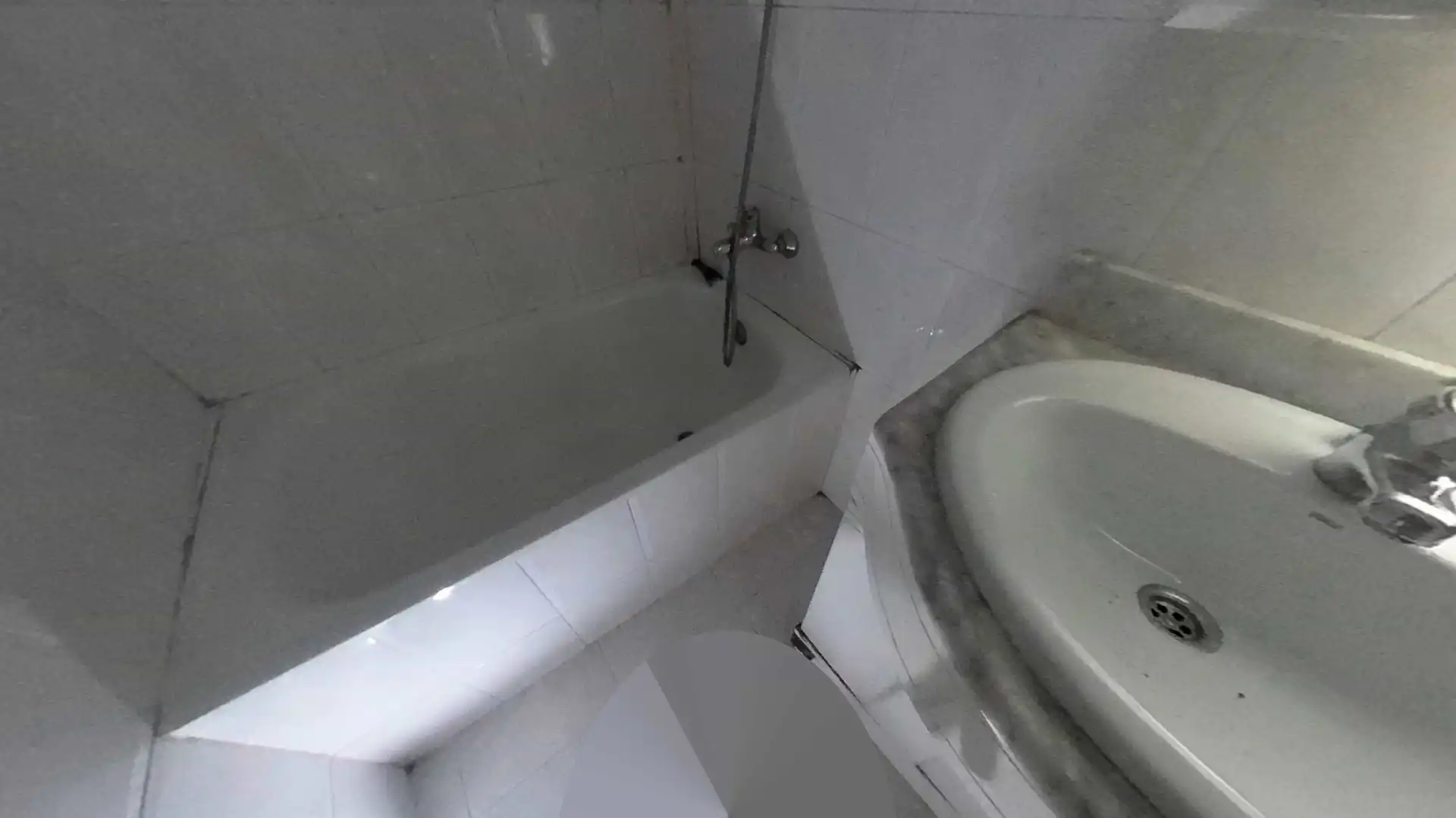 Badezimmer von Wohnung zum Verkauf in L'Hospitalet de Llobregat