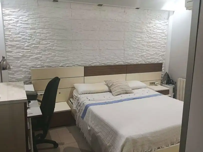 Dormitori de Pis en venda en Paterna amb Aire condicionat, Terrassa i Balcó