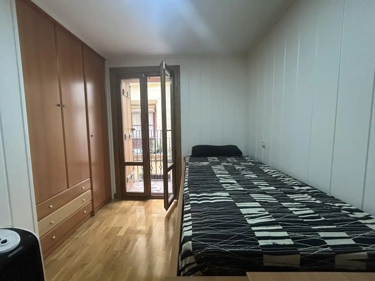 Bedroom of Flat for sale in Valtierra  with Air Conditioner, Parquet flooring and Storage room