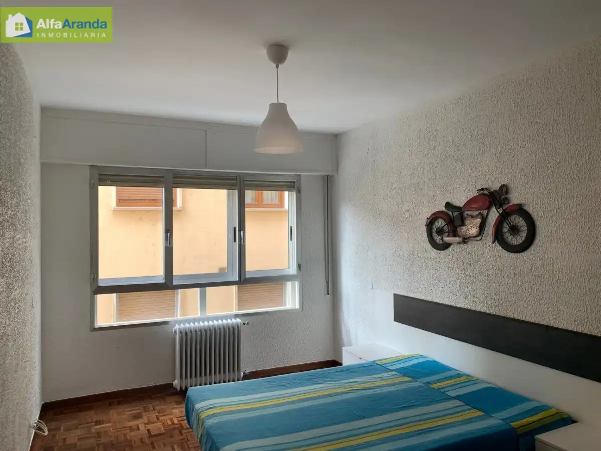 Bedroom of Flat for sale in Aranda de Duero  with Parquet flooring and Terrace