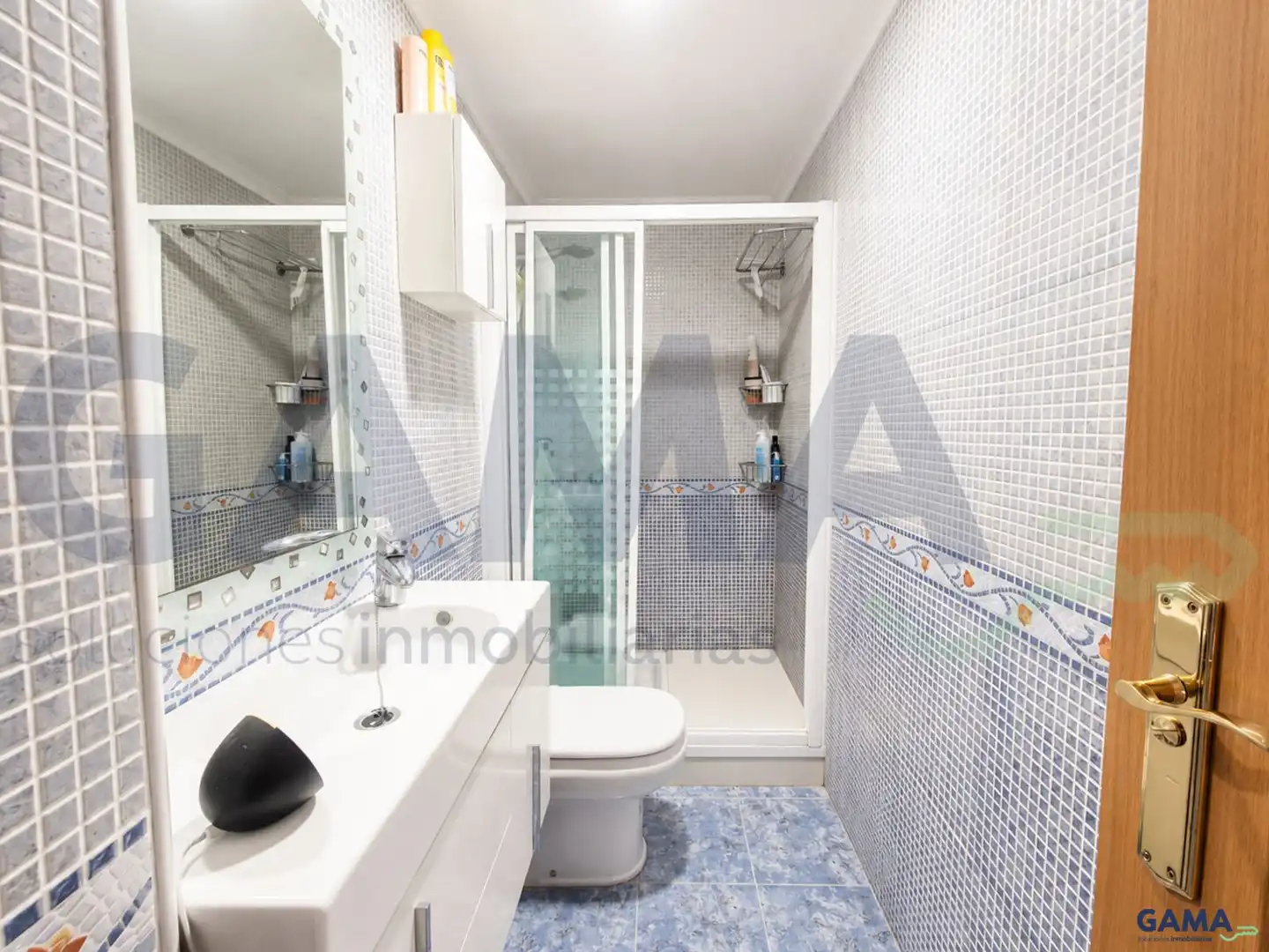 Baño de Piso en venta en Algemesí con Aire acondicionado y Amueblado
