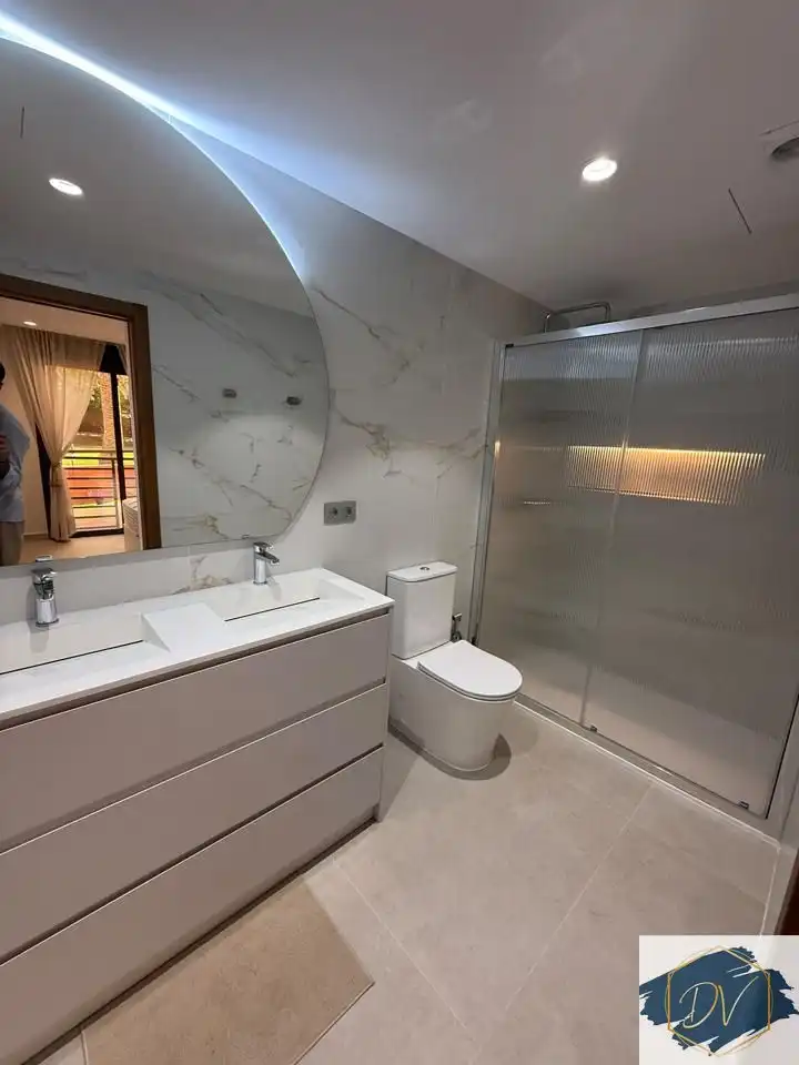 Badezimmer von Wohnung zur Miete in Los Abrigos