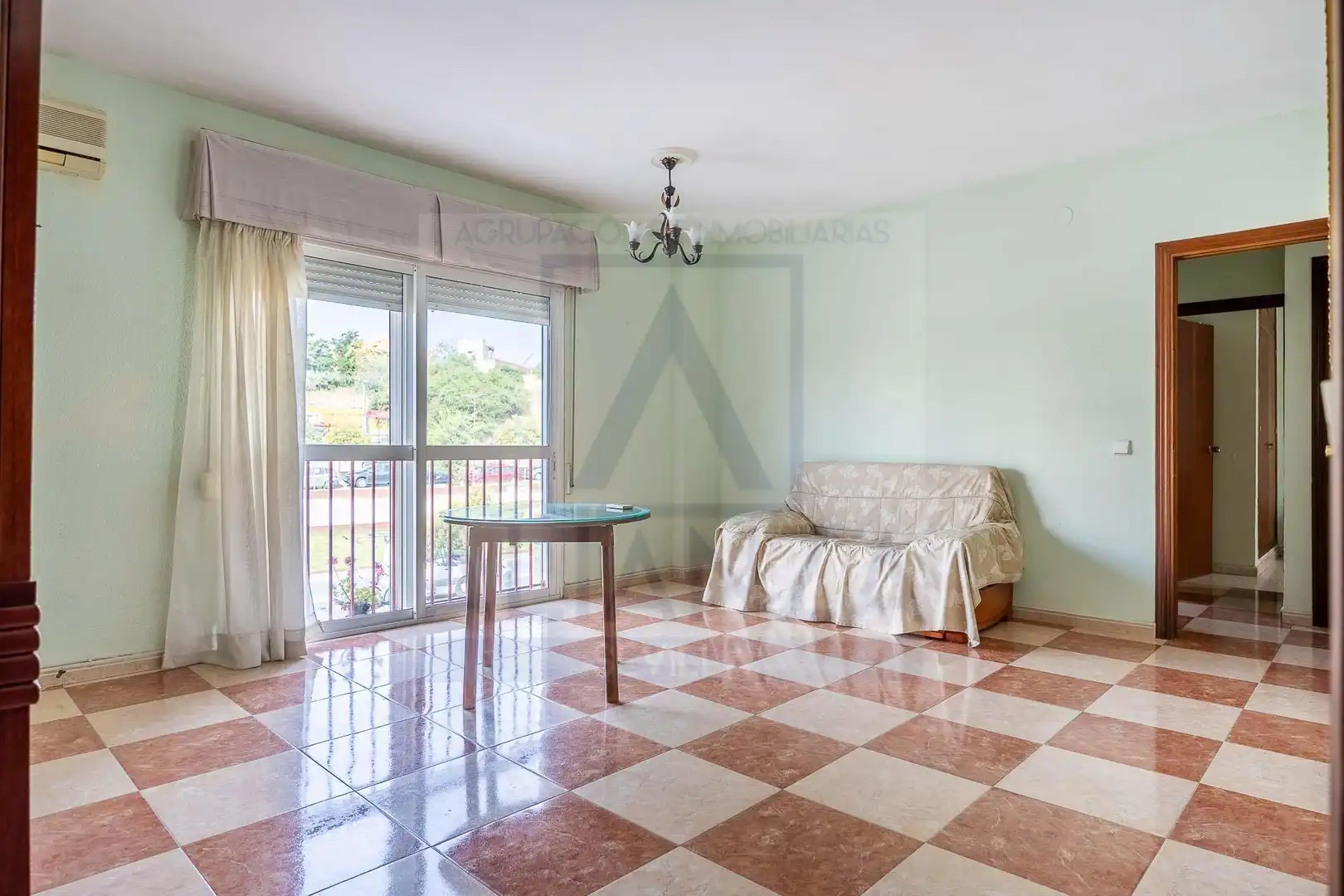 Sala d'estar de Pis en venda en Camas amb Aire condicionat i Traster