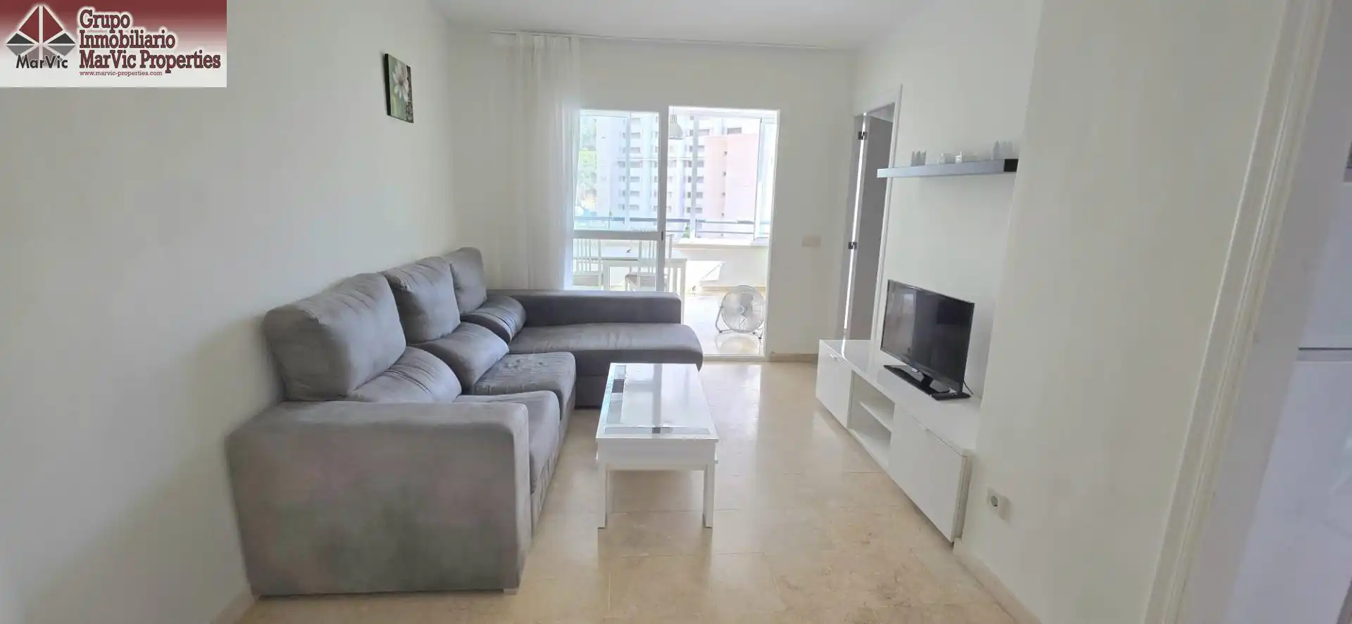 Living room of Flat for sale in Benidorm  with Furnished and Community pool