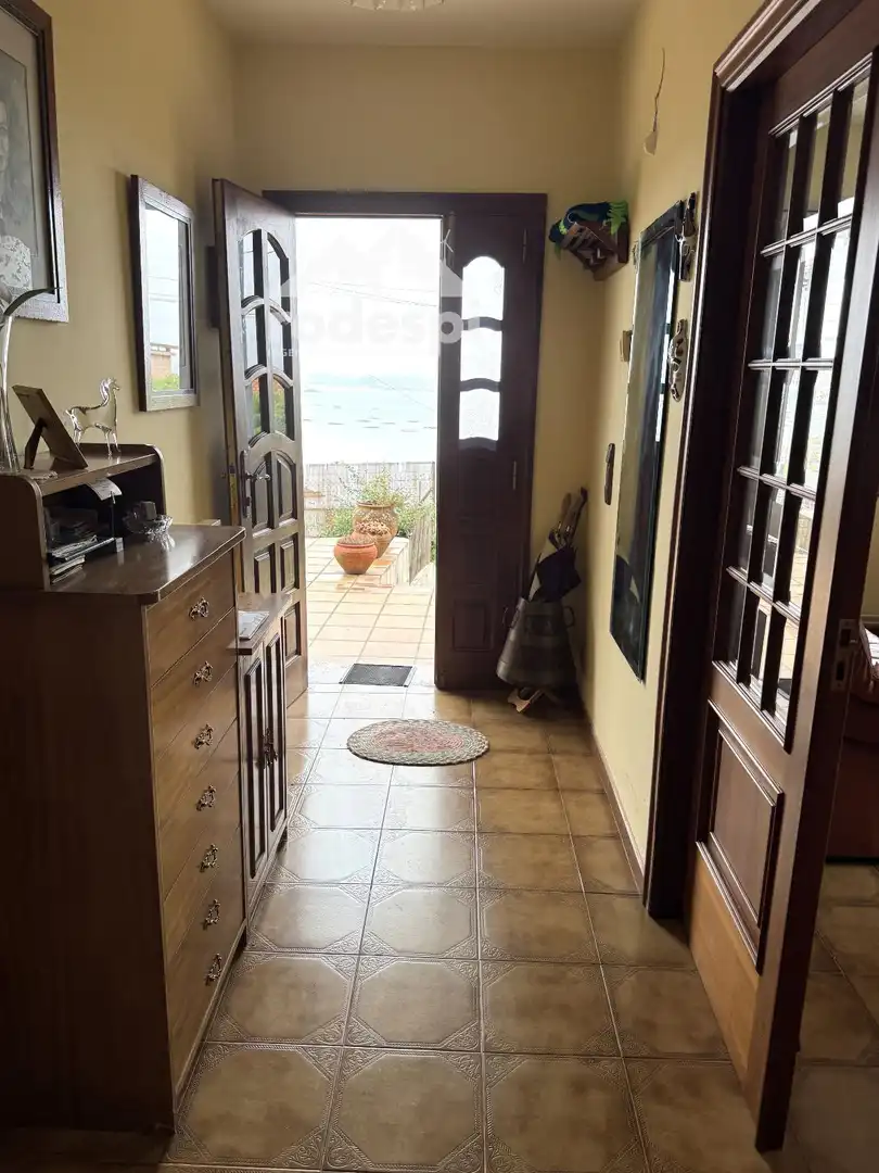 Haus oder Chalet zum Verkauf in Sanxenxo mit Heizung, Abstellraum und Möbliert
