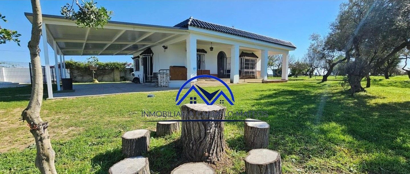 Exterior view of House or chalet for sale in Sanlúcar de Barrameda  with Heating, Private garden and Swimming Pool