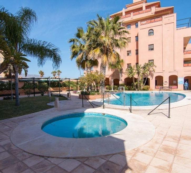 Swimming pool of Flat to rent in Roquetas de Mar  with Air Conditioner, Heating and Private garden