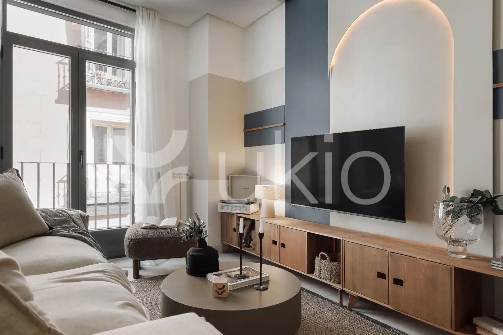 Sala de estar de Apartamento de alquiler en  Madrid Capital con Aire acondicionado, Calefacción y Amueblado