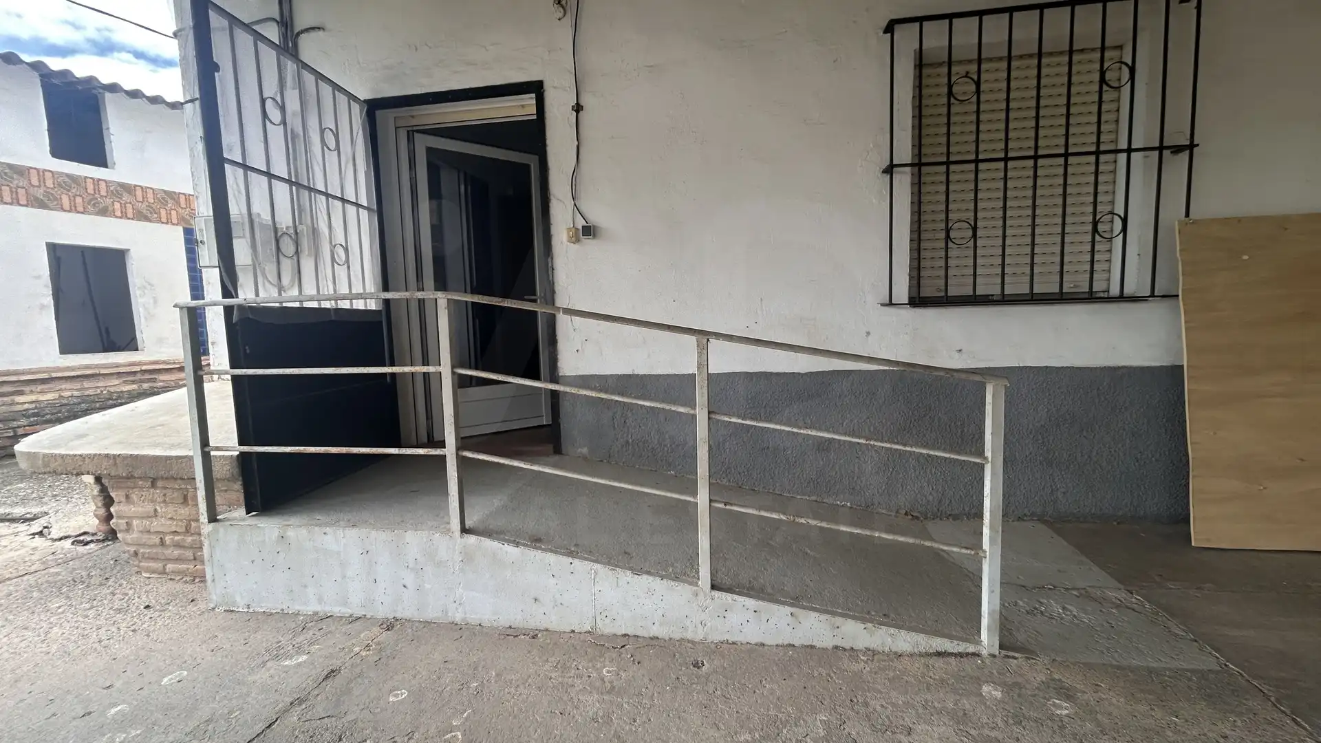 Country homes for sale in Oeste