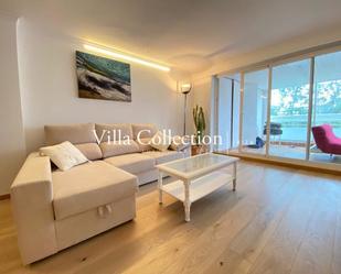 Sala d'estar de Apartament de lloguer en Santa Eulària des Riu amb Terrassa i Piscina comunitària