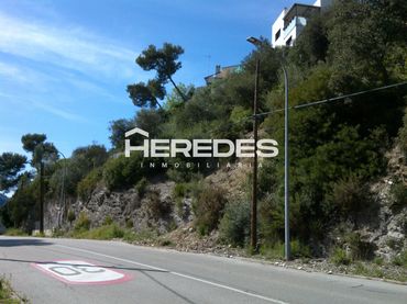 Terreny residencial en venda a Avinguda Dolça de Provença 99