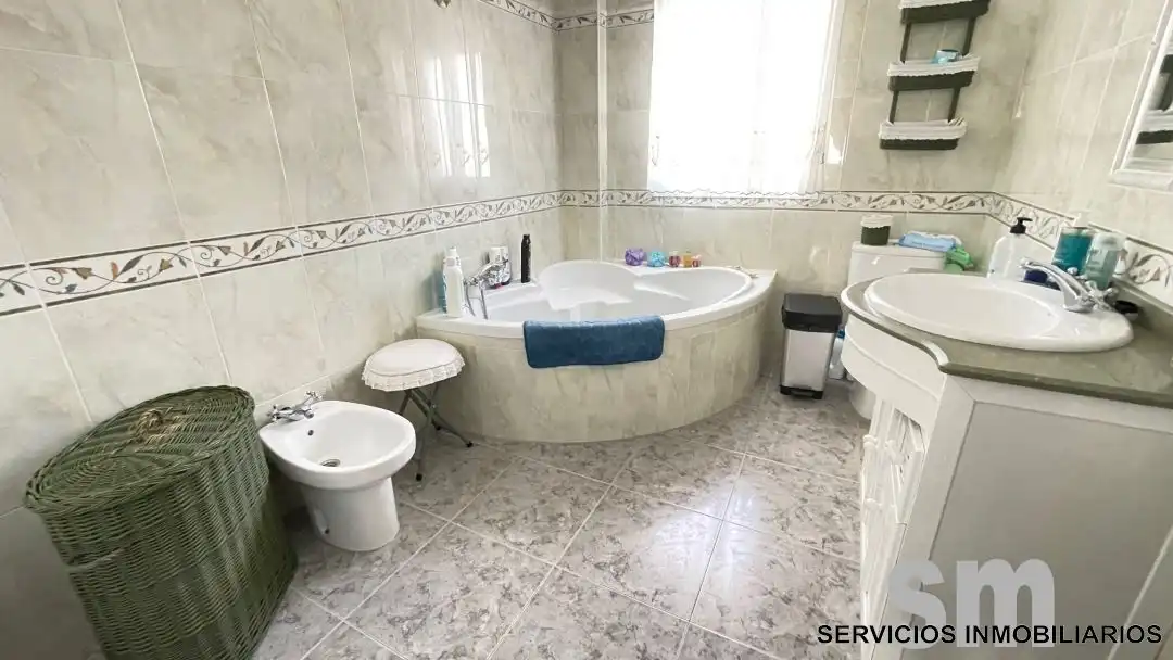 Bathroom of Houses for sale in Ubrique  with Heating, Terrace and Storage room