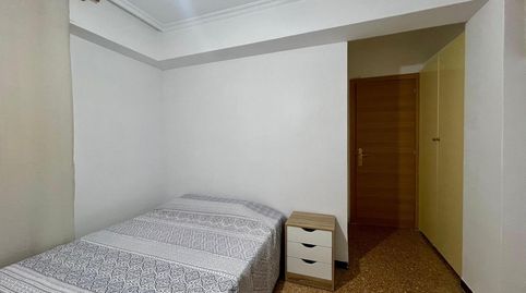 Foto 2 de Habitación en Calle del Teniente Llorca, 26, Campoamor, Alicante / Alacant