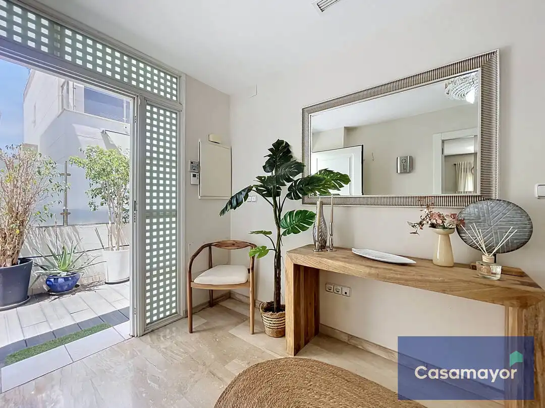 Casa o xalet en venda en Alicante / Alacant amb Aire condicionat, Calefacció i Jardí privat