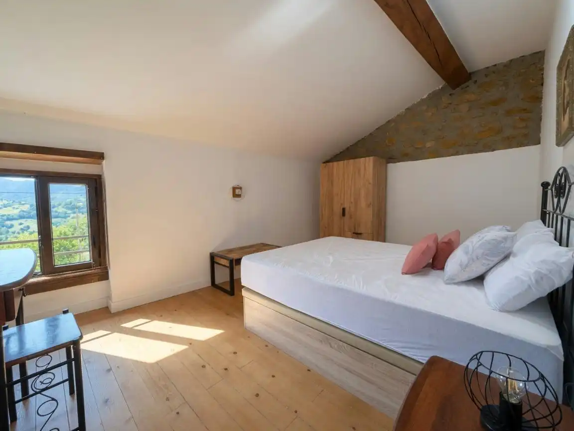 Schlafzimmer von Country house zum Verkauf in Piloña