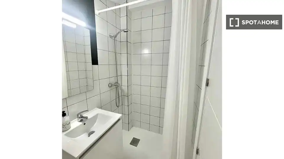 Room in Madrid, Madrid